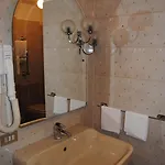 Del Viale Otel Courmayeur