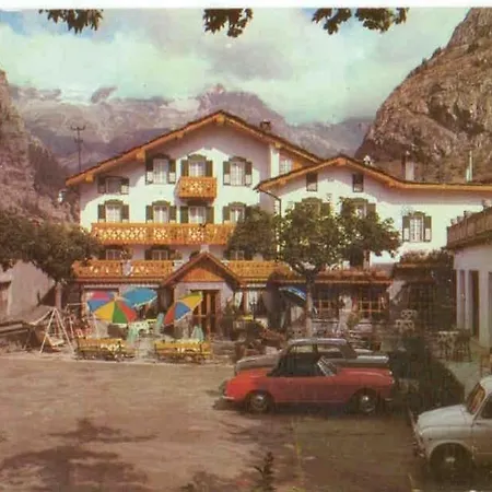 Отель Del Viale 3*