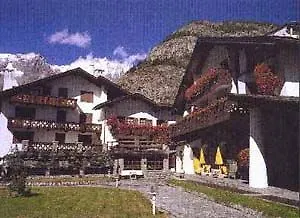 Del Viale Courmayeur
